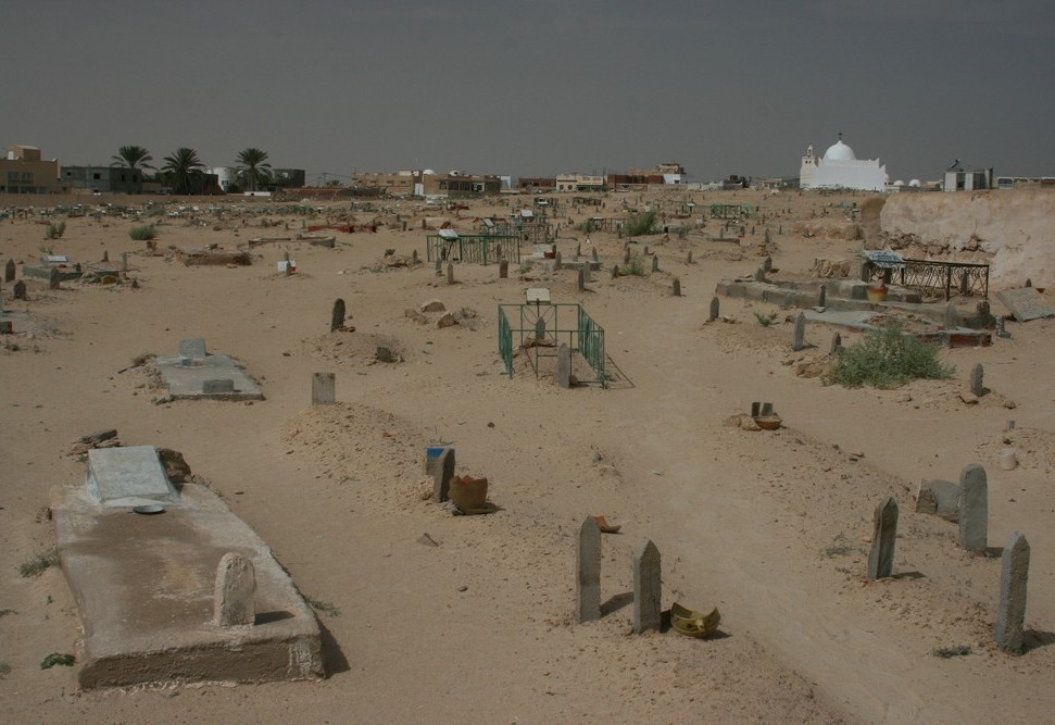 Cemetery, Douz